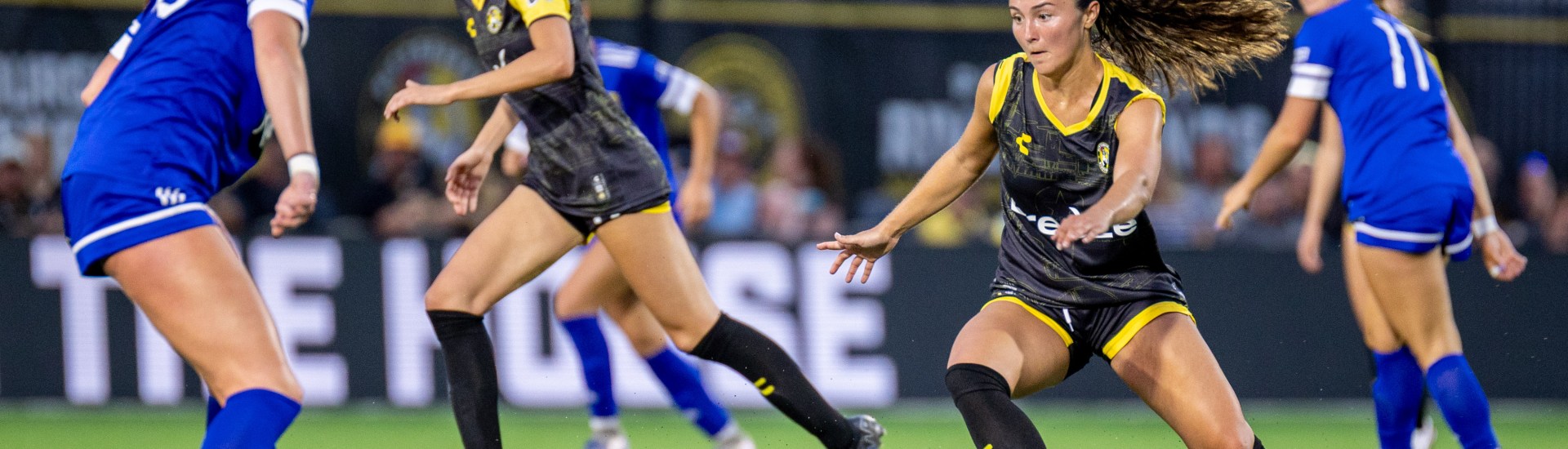 Pittsburgh Riveters forward Kennedy Neighbors turns on the ball in the team's opening match against the Cleveland Force on May 16, 2025 at Highmark Stadium. (Photo: Chris Cowger/Riveters SC)