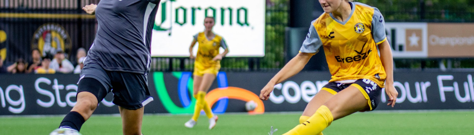 Pittsburgh Riveters forward Anna Korney fires a shot in the team's win over Erie Sports Center on June 15, 2025 at Highmark Stadium in Pittsburgh. (Photo: Chris Cowger/Riveters SC)