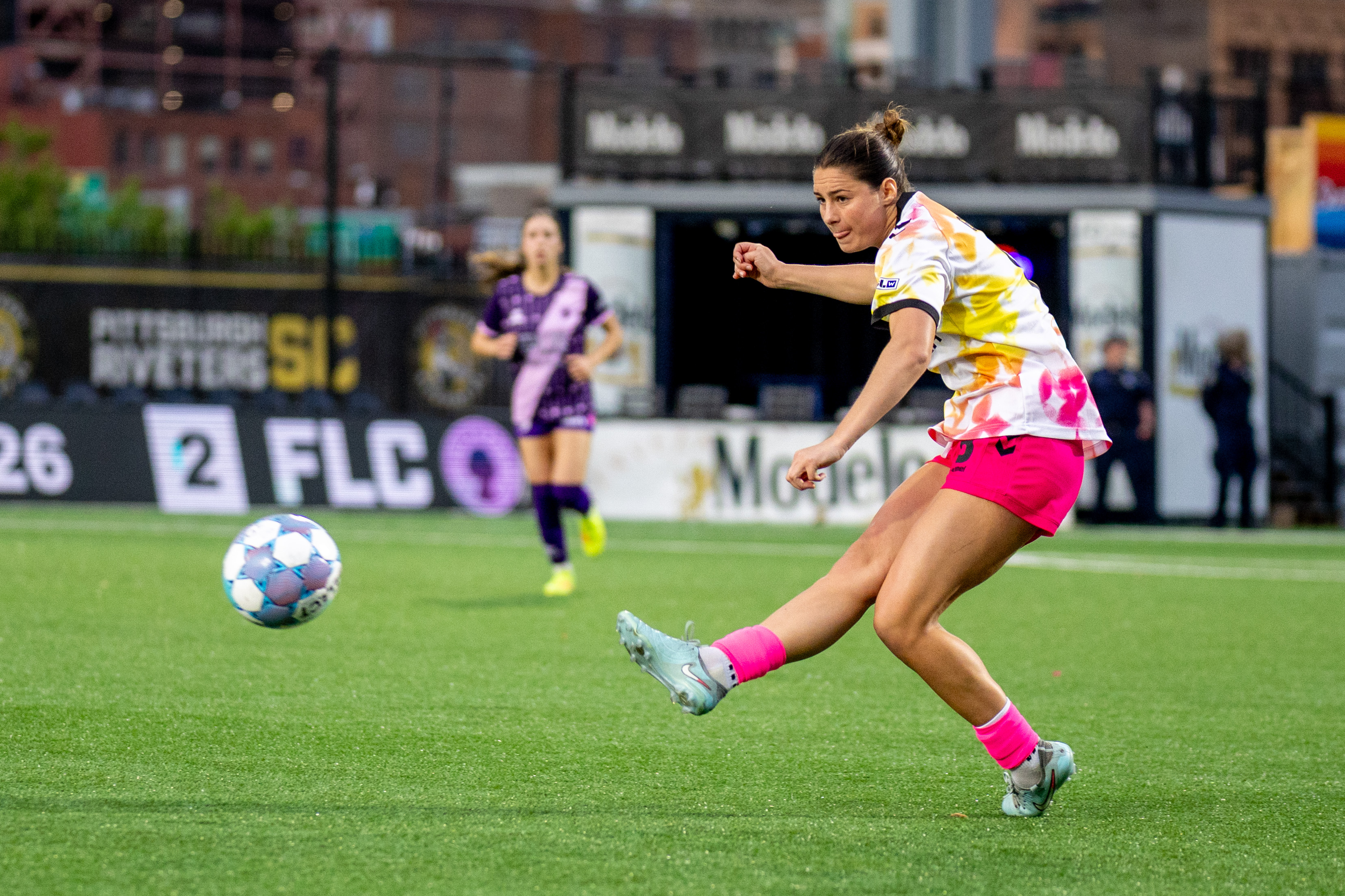 Pittsburgh Riveters center back Taylor Green plays a pass against Flower City 1872 in the teams' match May 23, 2026 at F.N.B. Stadium in Pittsburgh. (Photo: Chris Cowger/Riveters SC)