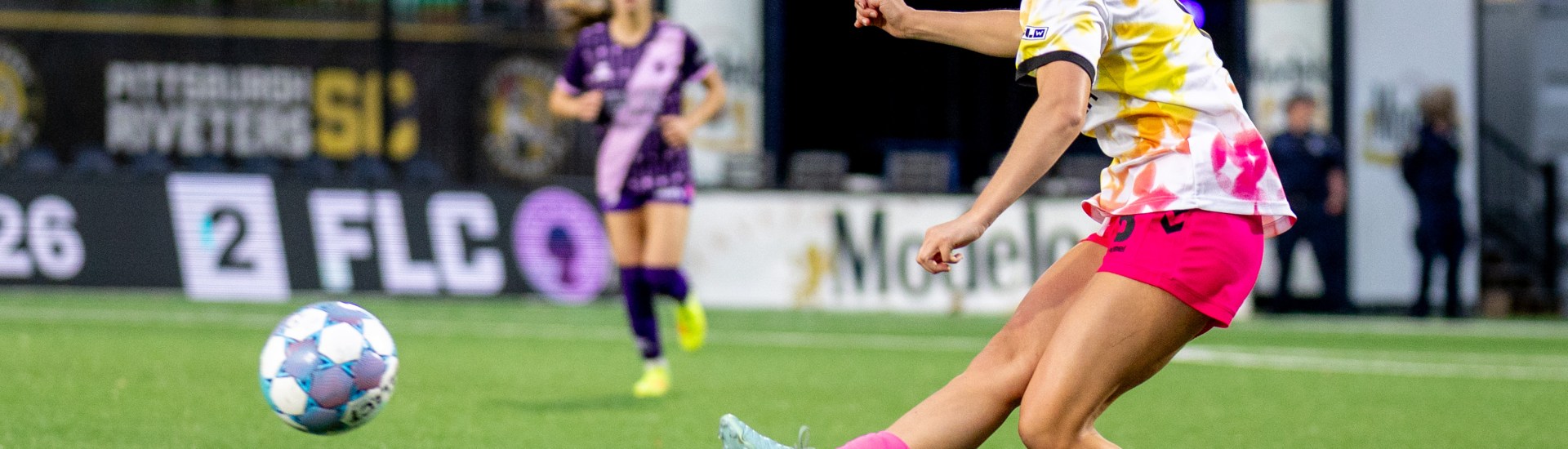 Pittsburgh Riveters center back Taylor Green plays a pass against Flower City 1872 in the teams' match May 23, 2026 at F.N.B. Stadium in Pittsburgh. (Photo: Chris Cowger/Riveters SC)